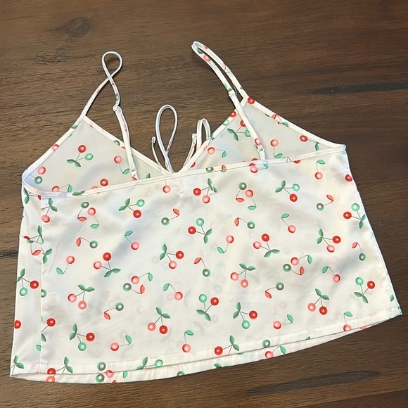 Colsie Cherry Cami - Picture 4 of 4